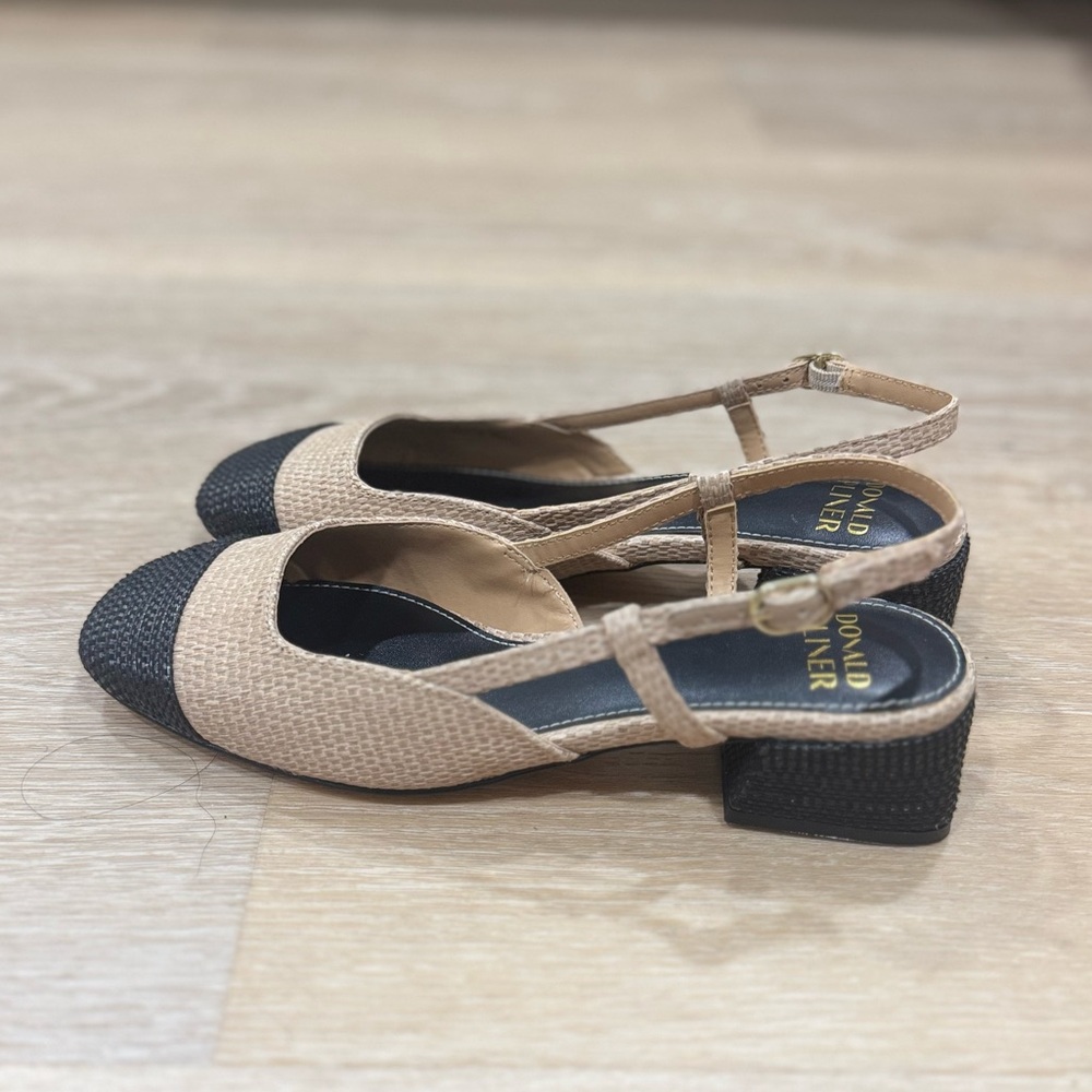 New Donald Pliner Slingback sandals (chanel vibes)